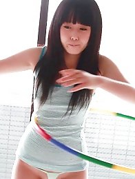 Machiko is such a cute little liar. She said she sucked at hula hooping, but compared to other Japanese chakuero girls, Machiko is definitely in the t
