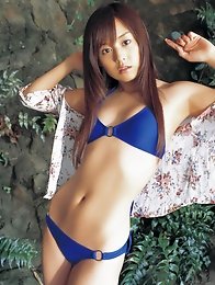 Jun Natsukawa Asian is such a seducer in different bath suits