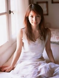 Incredibly sexy babe Junko Yaginuma in a skimpy bikini