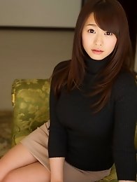 Luxurious and horny Japanese av idol Marina Shiraishi takes her amazing body to show