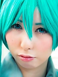 While other ero cosplayers only like to tease, Miku Oguri wants to bare all under her vocaloid costume.