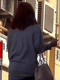 Japanese Piss Fetish Videos - Girls Pissing