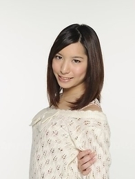 Kurara Makise looks so hot in a white sweater