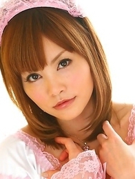 Hitomi Yoshino in her maid costume