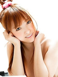 Do you want to see the sexy lingerie of Yu Namiki?