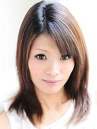 Yukari Tmoeda