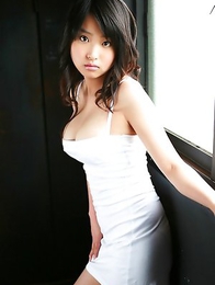Marie Sukegawa shows huge bazoom bas in tight white dress